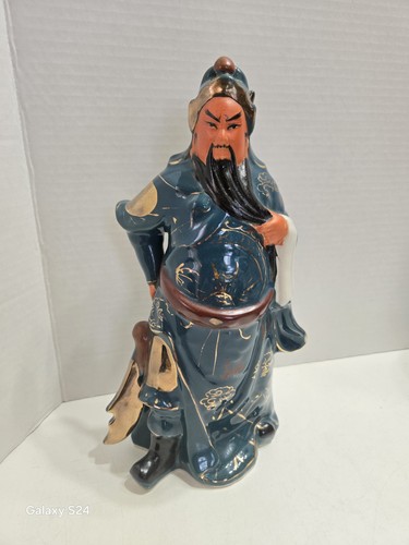 Vintage handpainted guan - vintage,